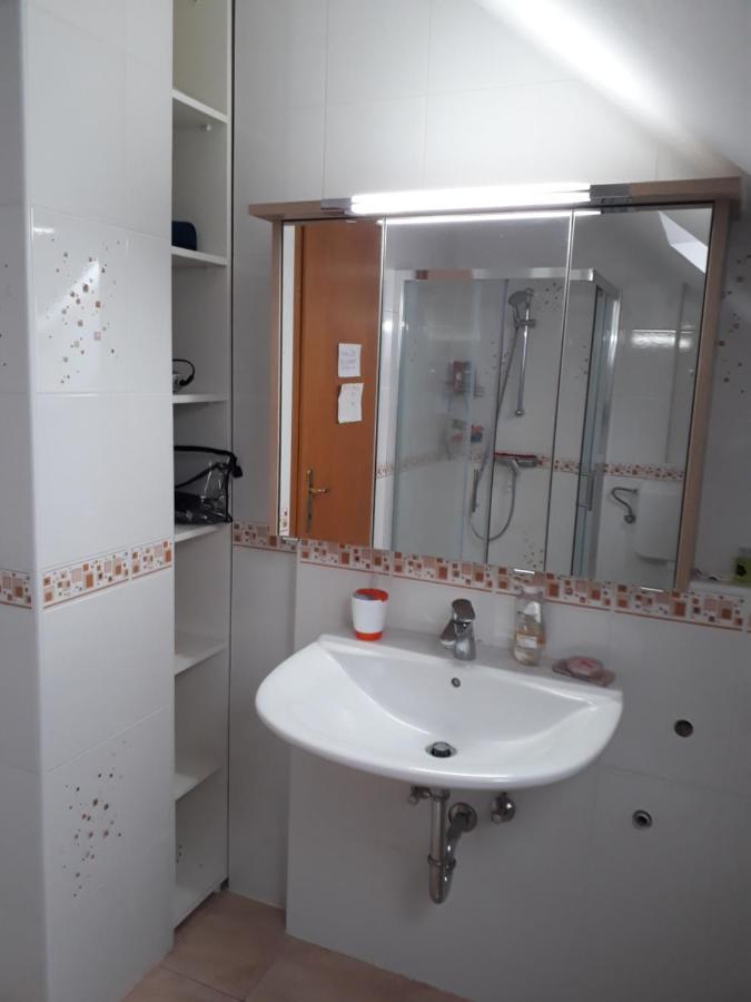 B&B Cerne Polhov Gradec Exterior photo